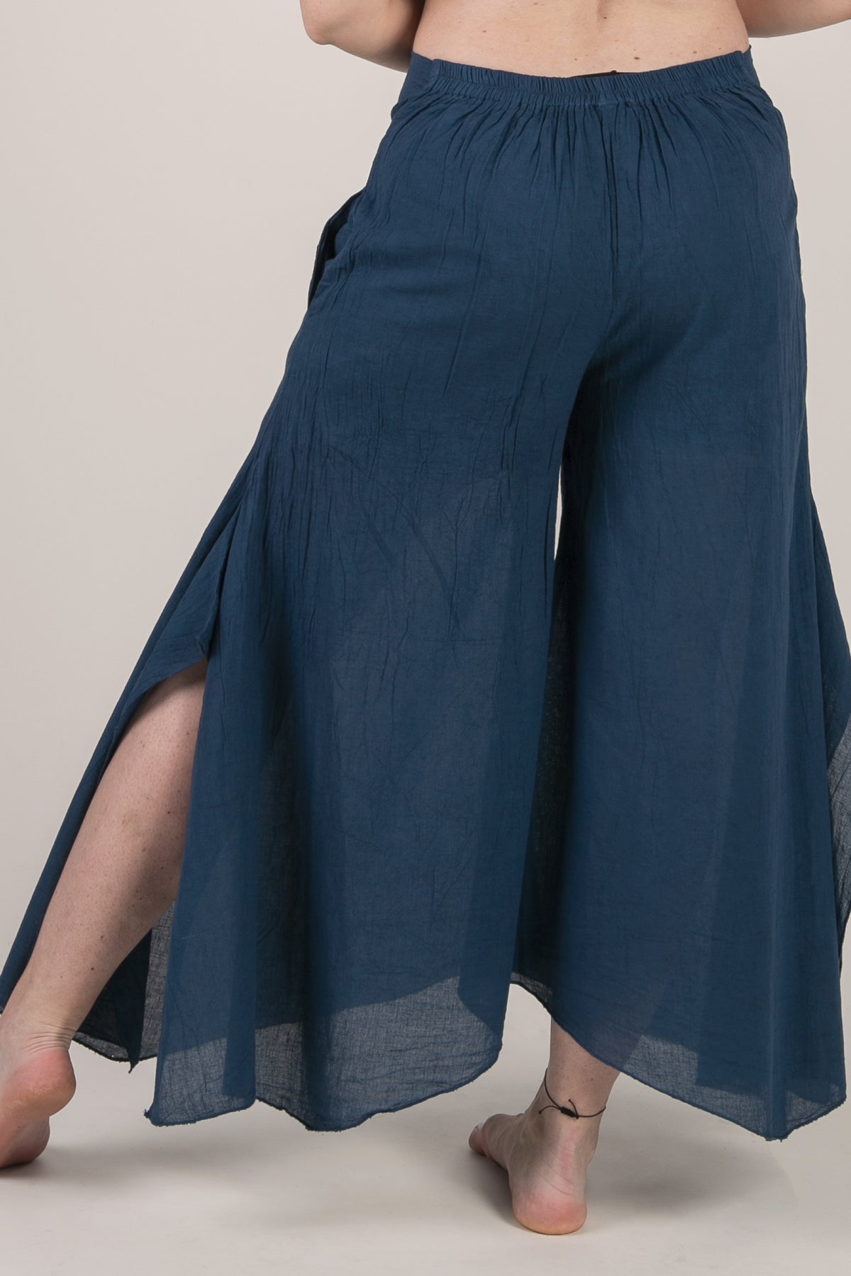Breeze Navy Cotton Artisan Palatsihousut - Berry Piper
