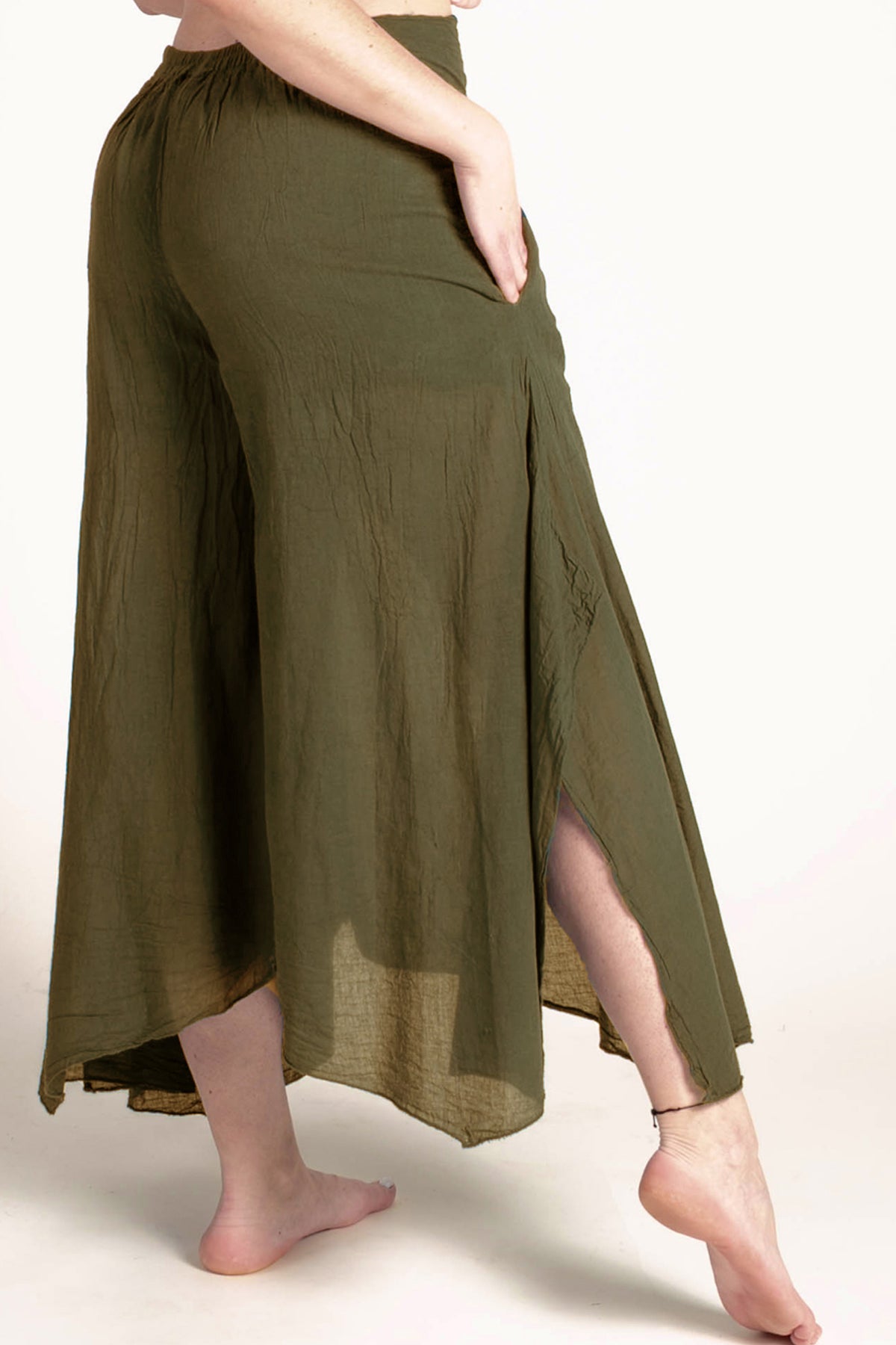 Breeze Moss Green Cotton Artisan Palatsihousut - Berry Piper