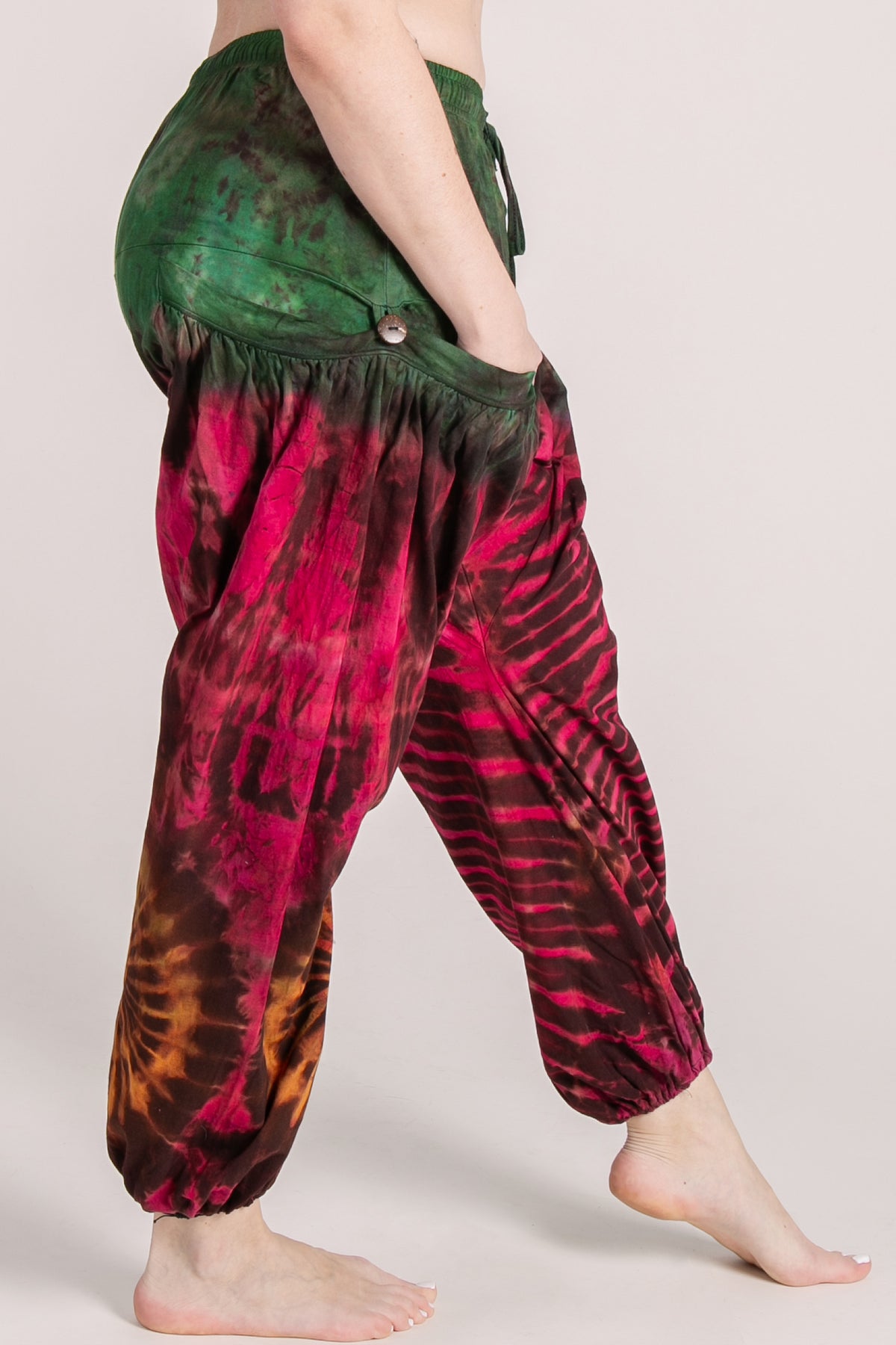 Jungle Burst Sunset Artisan Haaremihousut - Berry Piper