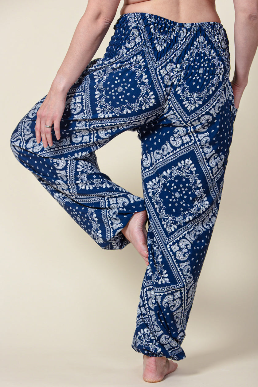 Extended Bandanna Paisley Navy Artisan Haaremihousut - Berry Piper