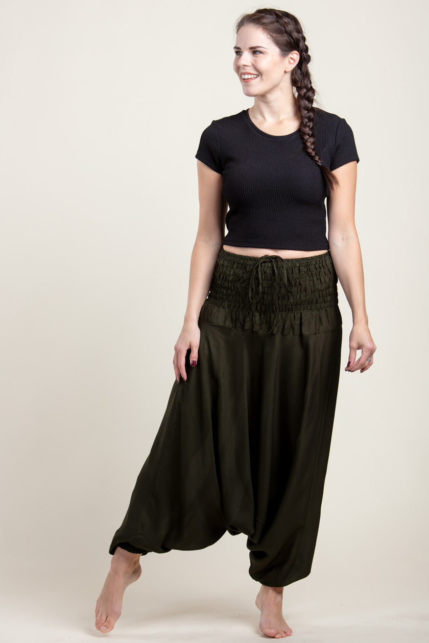Boho Green Artisan Jumpsuit Haaremihousut - Berry Piper