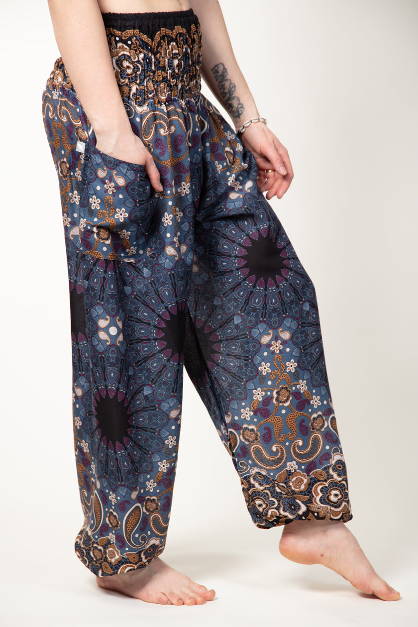 Paisley Mandala Navy Bronze Artisan Haaremihousut - Berry Piper