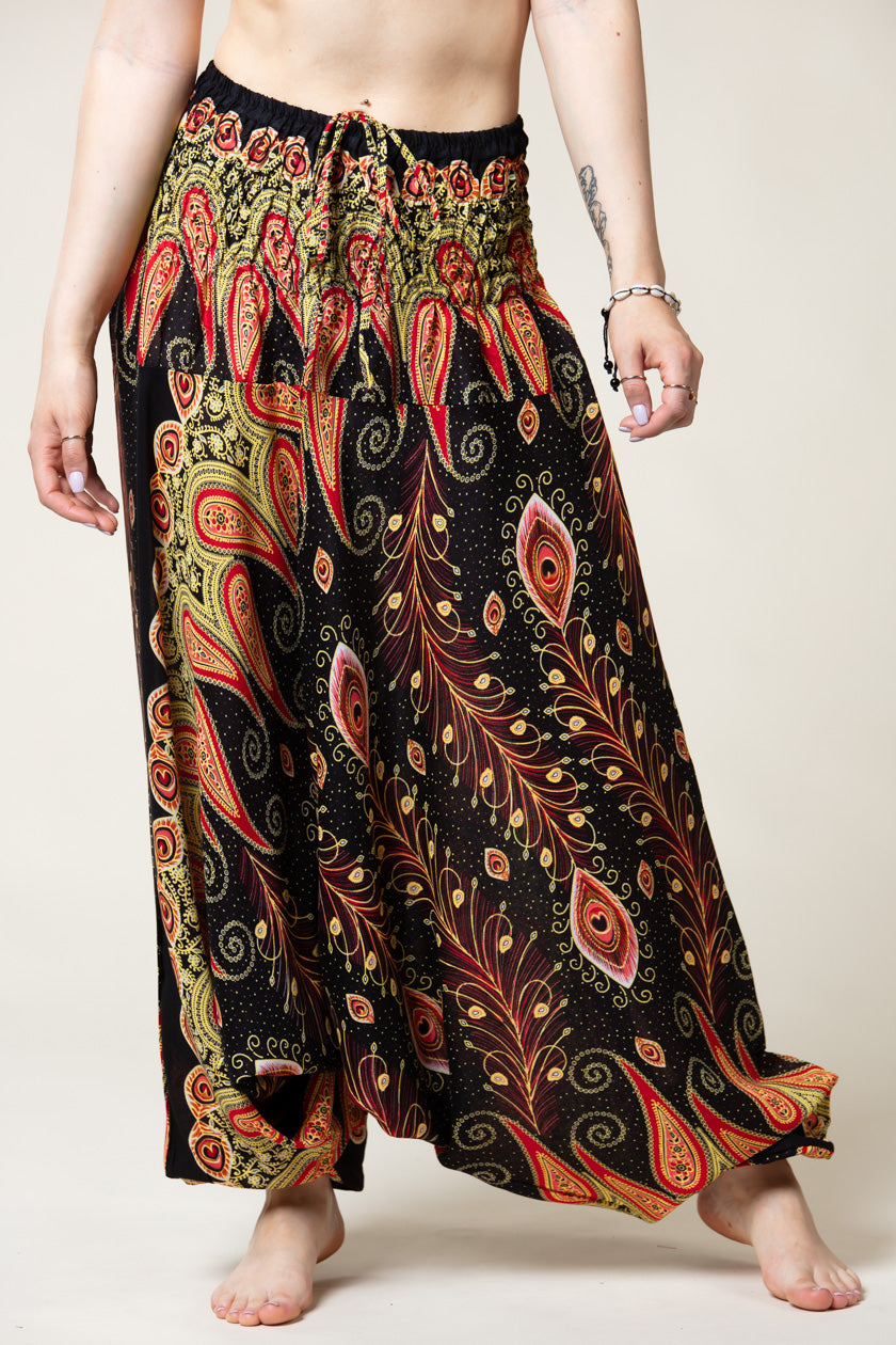 Peacock Paisley Black Artisan Jumpsuit Haaremihousut - Berry Piper