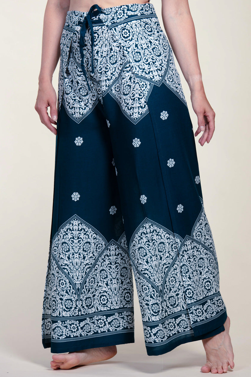 Border Vines Teal Artisan Wrap Palatsihousut - Berry Piper