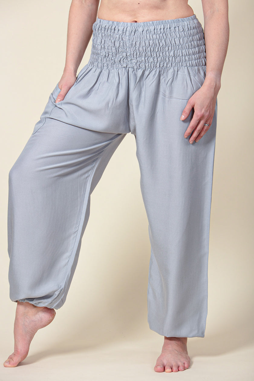 Boho Gray Artisan Haaremihousut - Berry Piper