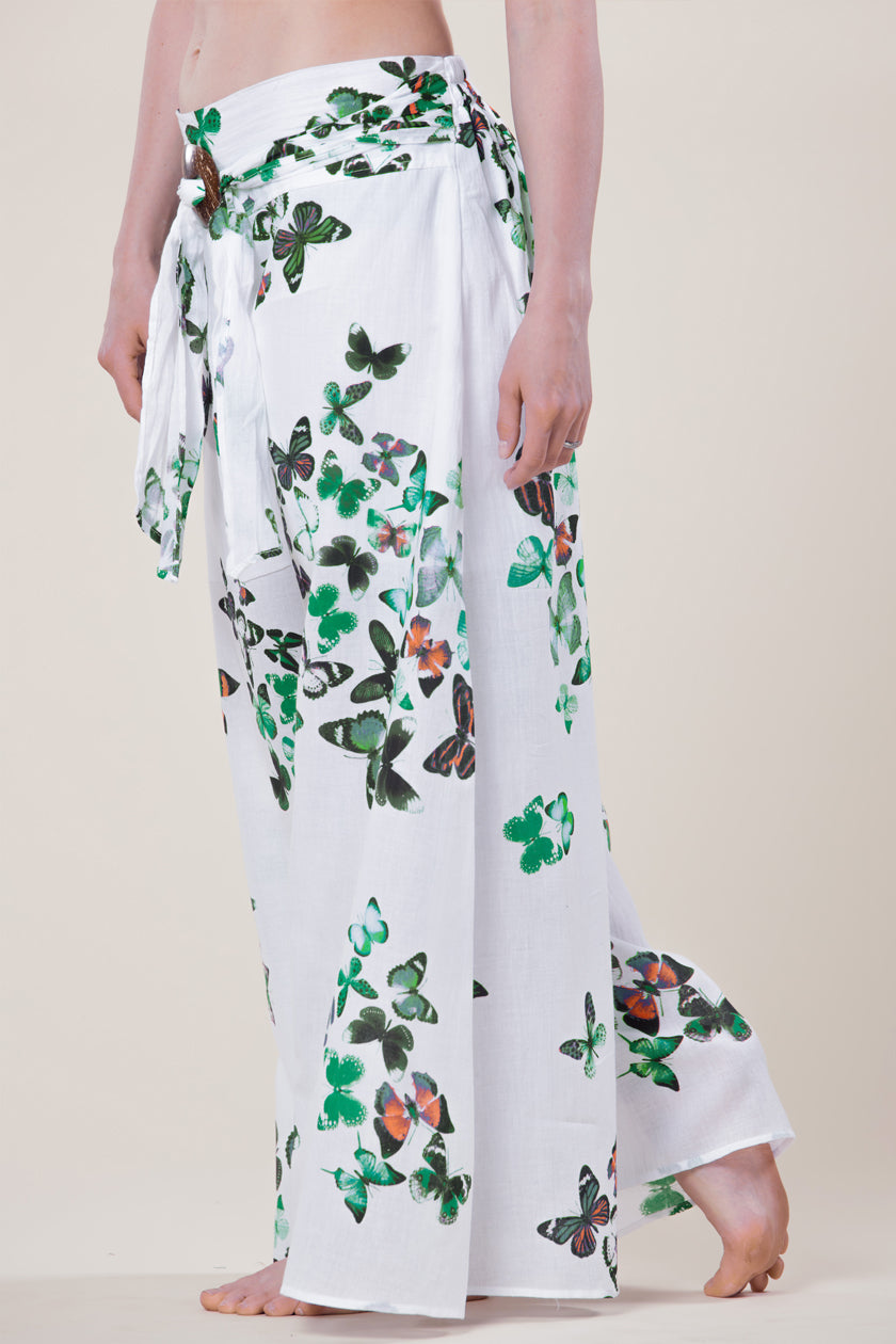 White & Butterflies Cotton Artisan Palatsihousut - Berry Piper