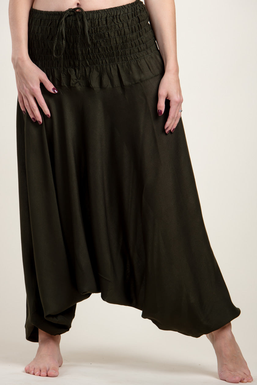 Boho Green Artisan Jumpsuit Haaremihousut - Berry Piper