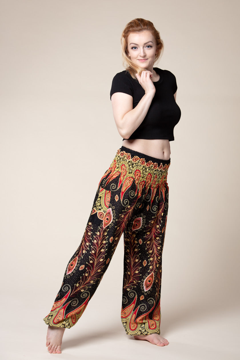 Peacock Paisley Black Artisan Haaremihousut - Berry Piper