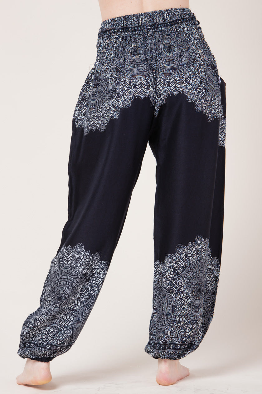 Border Mandala Black Artisan Haaremihousut - Berry Piper