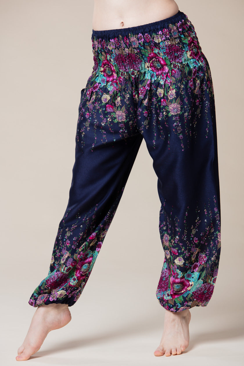Floral Navy Artisan Haaremihousut - Berry Piper