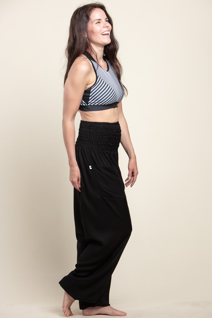 Extended Boho Black Artisan Haaremihousut - Berry Piper